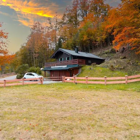 Romantisches Berg-chalet Vila *